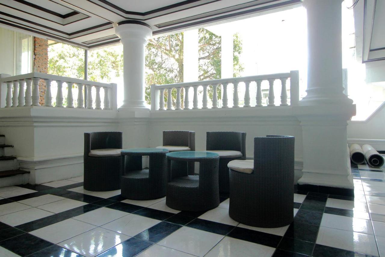 Oyo 2360 Hotel Rio Бенгкулу Екстериор снимка