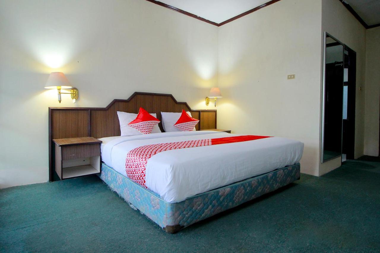 Oyo 2360 Hotel Rio Бенгкулу Екстериор снимка