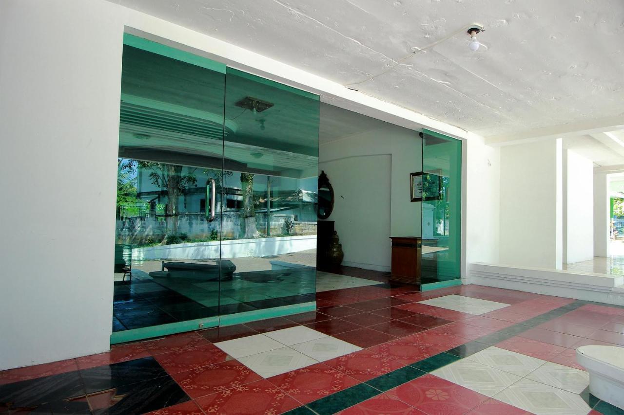 Oyo 2360 Hotel Rio Бенгкулу Екстериор снимка