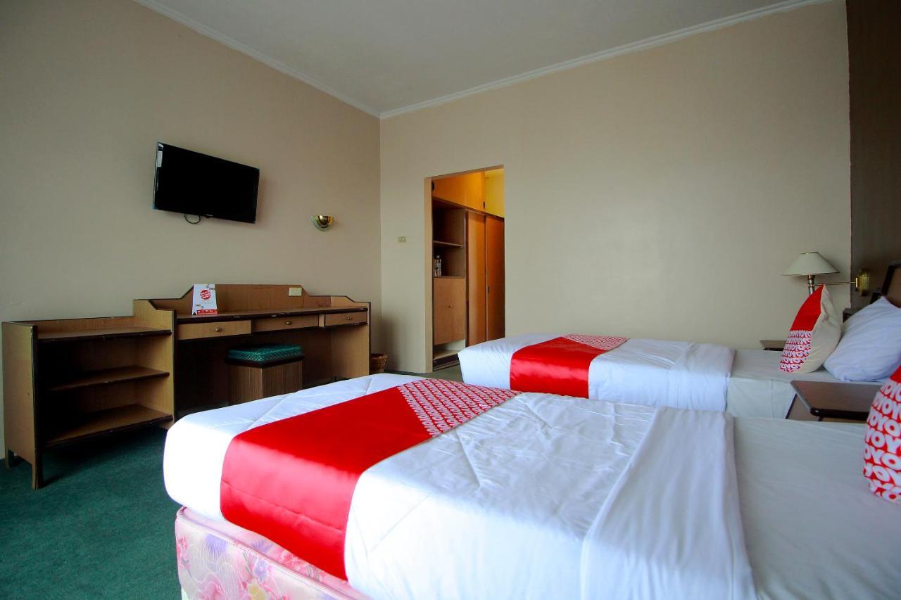 Oyo 2360 Hotel Rio Бенгкулу Екстериор снимка