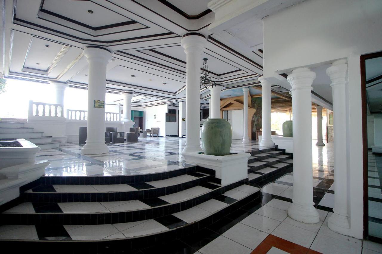 Oyo 2360 Hotel Rio Бенгкулу Екстериор снимка